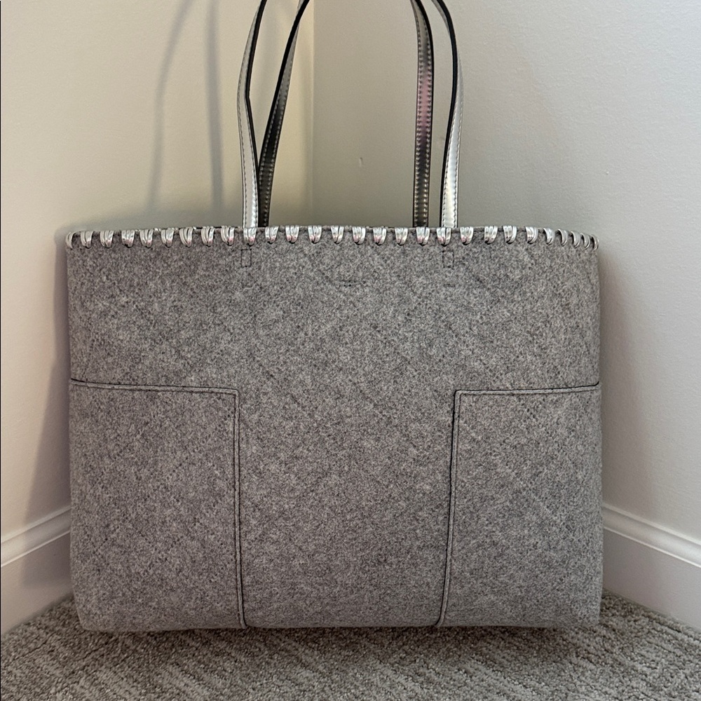 Tory Burch Tote with Pouch - Picture 4 of 9